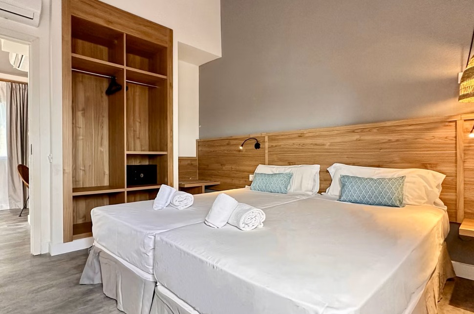 Fuerteventura (Caleta de Fuste) BLUESEA Club Caleta Dorada (Bed & Breakfast, 7 Nights)